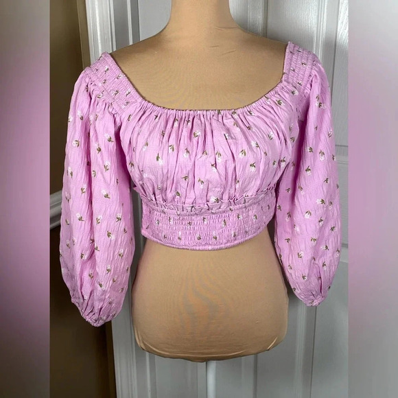 Revolve-MAJORELLE PUFF SLEEVE FLORAL CROP TOP MEDIUM - Picture 6 of 7